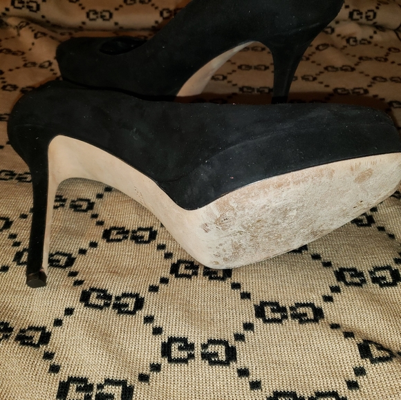 Gucci Black Suede Platform Pumps Size 10 - Picture 4 of 5